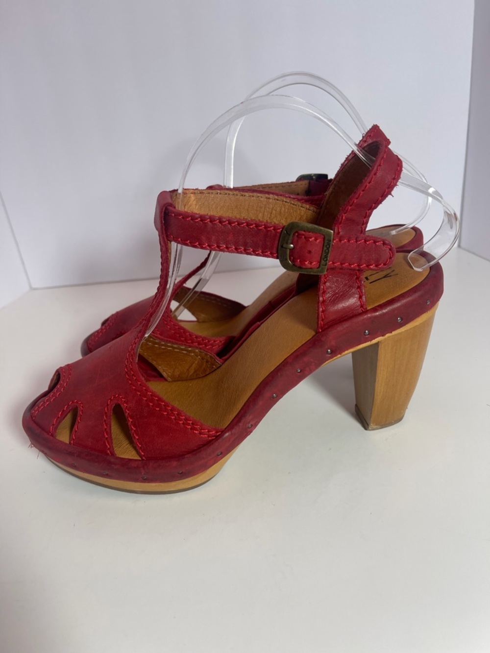 Fly London Red T-Strap Open-Toe Wooden Block Heel Platform Sandals size 9 - Picture 6 of 11